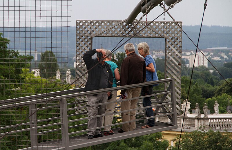 File:Kassel-Documenta 13-128-Haus-Rucker-Co-Rahmenbau-2012-gje.jpg