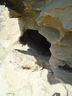 A Keleti-kőfejtő 4. sz. barlang bejárata