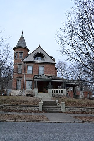 <span class="mw-page-title-main">Krug Park Place Historic District</span> Historic district in Missouri, United States
