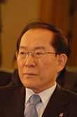 Lee Hoi-chang (2010) .jpg
