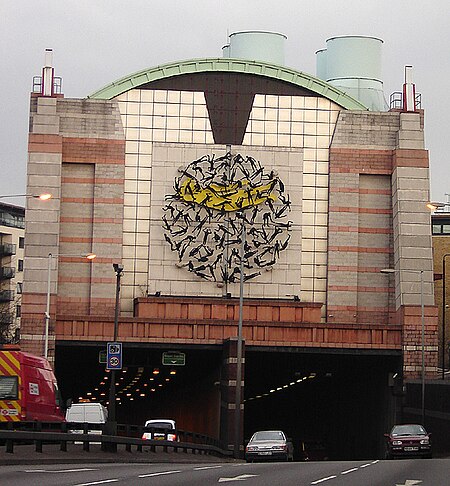 Limehouse tunnel entrance 1