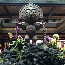 Eine von Maui inspirierte Figur im polynesischen Dorf des Walt Disney World Resorts in Orlando