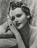 L'actrice américaine Lynne Carver, 1940