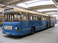 M.A.N. Göppel 890 UG M 16 A Gelenkbus.JPG