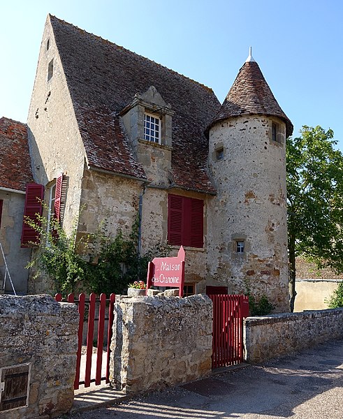 File:Maison dite "du Chanoine".jpg