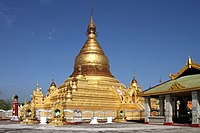 Mandalay-Kuthodaw-26-Zentralstupa-gje.jpg