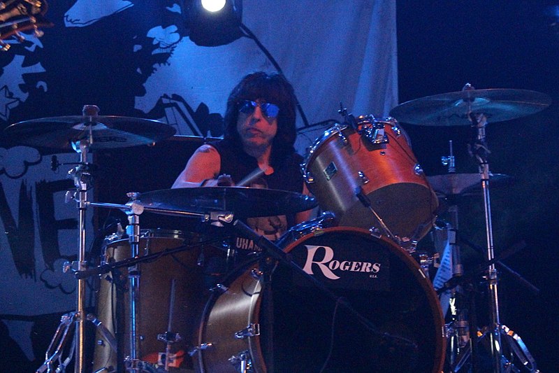 File:Marky Ramone's Blitzkrieg - Picture On Festival - 2016-08-13-00-12-25.jpg