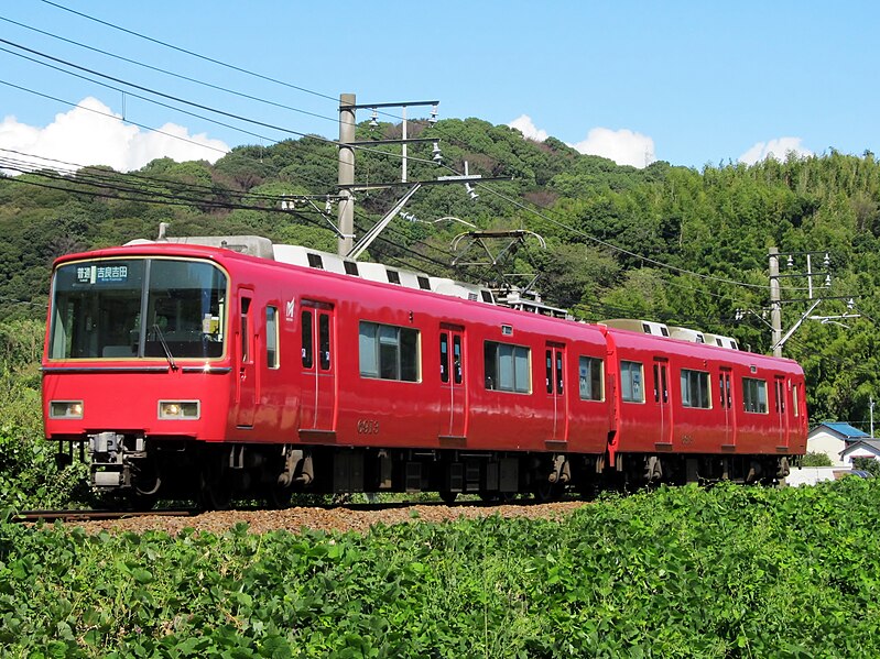 File:Meitetsu Gamagōri Line 6800 series.jpg