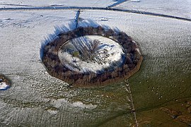 Summit Minninglow Hill - geograph.org.uk - 1194536.jpg