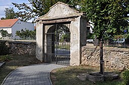 Miroslav-evangelický-hřbitov2009a.jpg