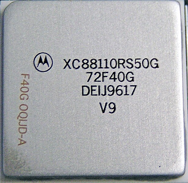 File:Motorola XC88110RS50G CPU overhead view.jpg