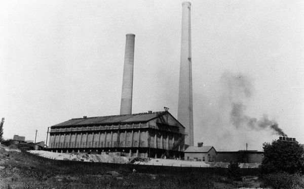 Murray's landmark smoke stacks, circa 1920s