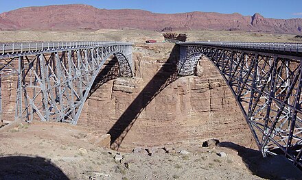 Navajo Bridges (Mile 4.2) Navajo Bridge (May 2006).jpg