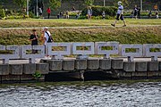 English: Pipes with the former river Niamiha flowing into Svislač river. Minsk, Belarus Беларуская: Трубы з былой ракой Нямігай. Мінск, Беларусь Русский: Трубы с бывшей рекой Немигой. Минск, Беларусь