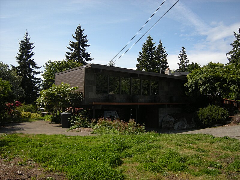 File:Normandy Park, WA house 01.jpg