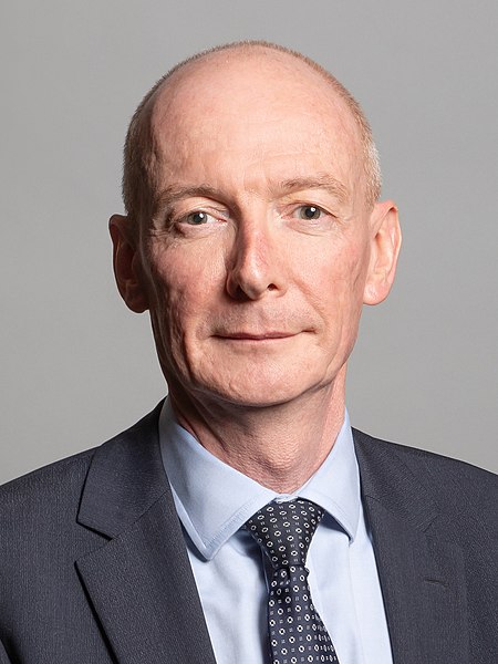 File:Official portrait of Rt Hon Pat McFadden MP crop 2.jpg