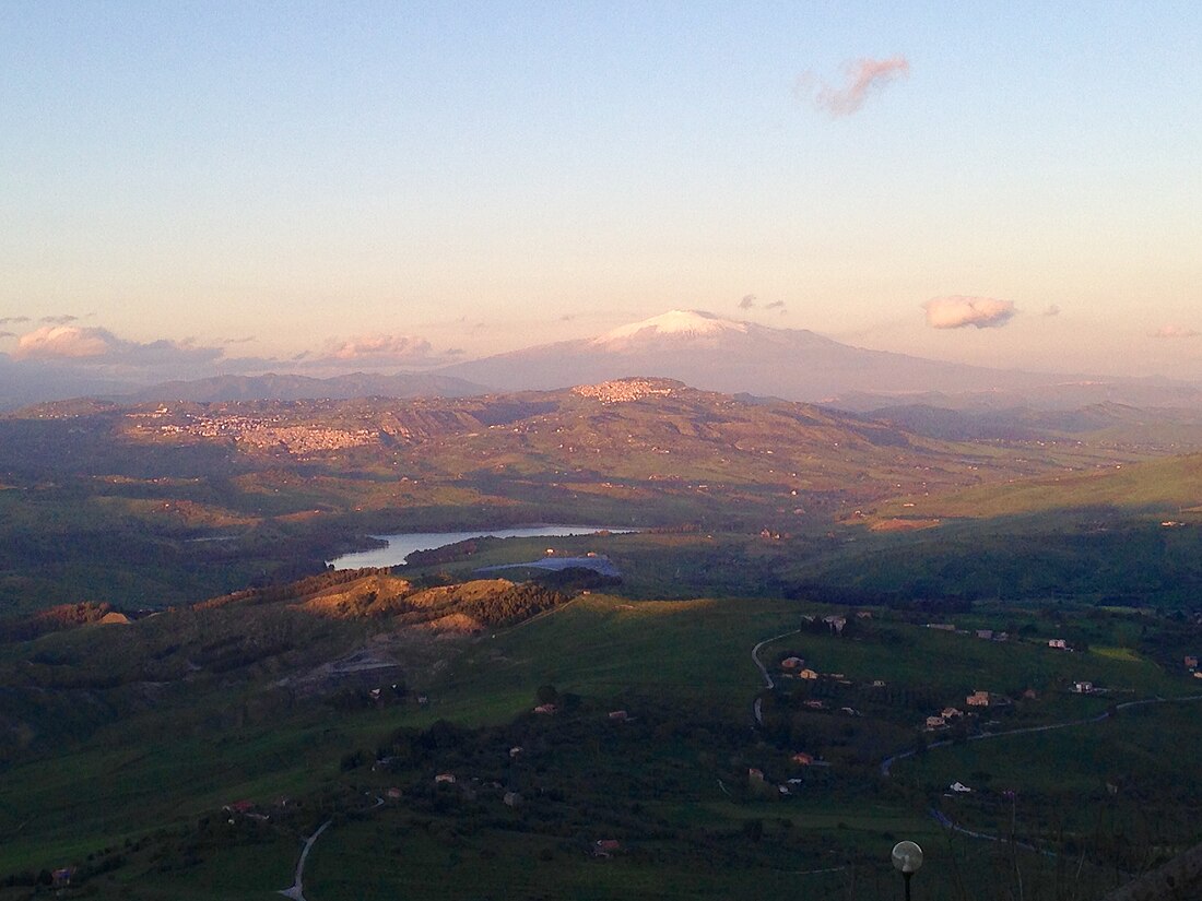 File:Panorama from Calascibetta.jpg