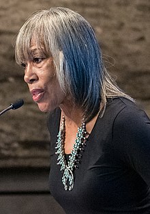 Phoebe Farris, at a naming ceremony for 2014 MU69.jpg