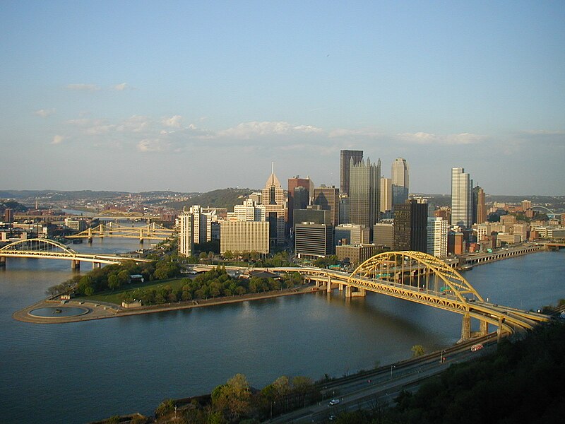 File:Pittsburgh From The Incline Peak; 5.30.2005; 549pm.jpg