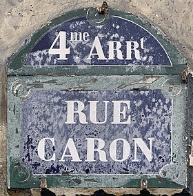 Voir la plaque.