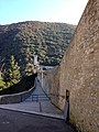 Ponte delle Torri, strada.  Spoleto.jpg