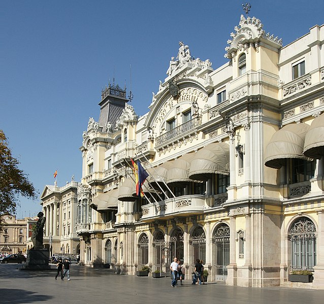 File:Port Vell Rambla de Mar 04.JPG