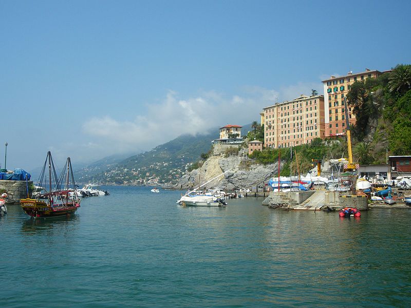 File:Portofino porto turistico.jpg