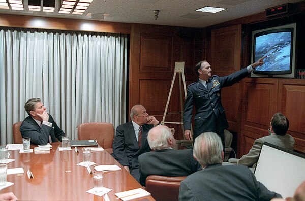 President of the United States Ronald Reagan in a briefing with US National Security Council staff on the Libya bombing on 15 April 1986