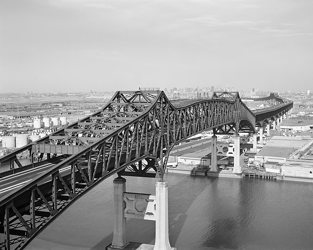 The Pulaski Skyway in 1978