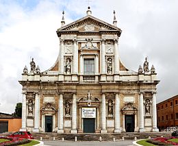 Ravenna, santa maria in porto, facciata 01.jpg
