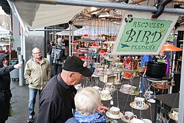 Recycled bird feeders