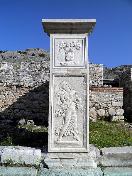 File:Relief decorations, Ancient Theatre, built by Philip II in the 4th century BC and later reconstructed by the Romans, Philippi (7272260946).jpg