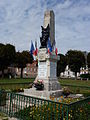 Renneville (Ardennes) monument aux morts.JPG
