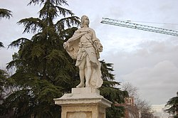 Statue des von Ferdinand VI auf der Plaza Fernando IV