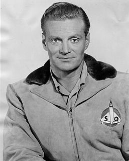 <span class="mw-page-title-main">Richard Webb (actor)</span> American actor (1915–1993)