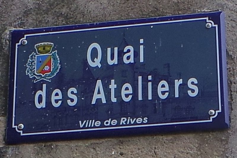 File:Rives -Plaque de rue - Quai des Ateliers - 20131102 130046.jpg