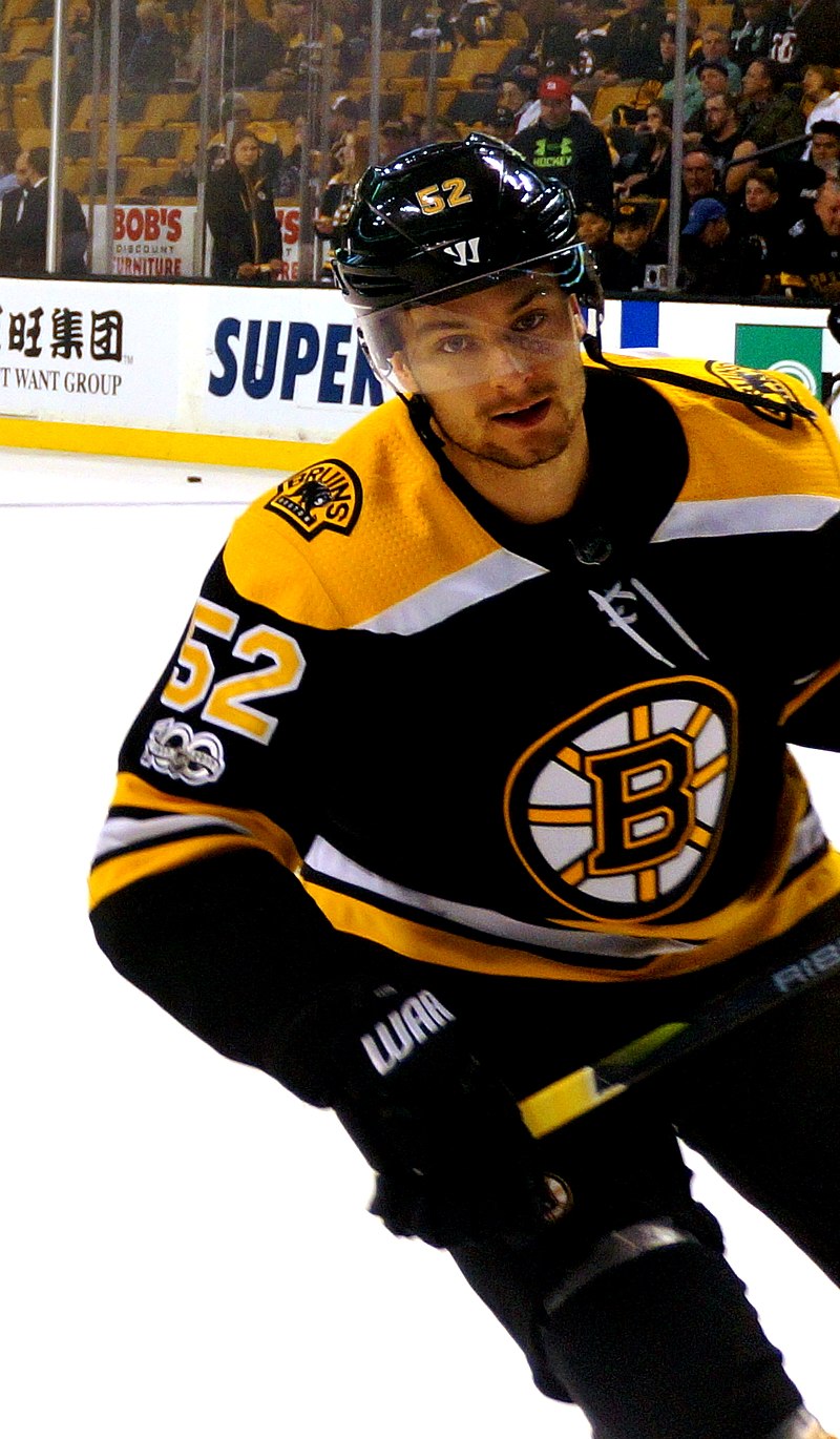 Martin Jones (ice hockey) - Wikipedia