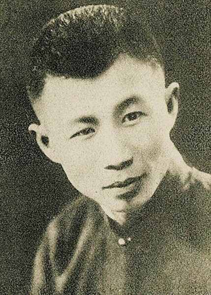 Runje Shaw, the eldest Shaw brother who started Shaw Brothers Studio, the largest Hong Kong film production company of that era.