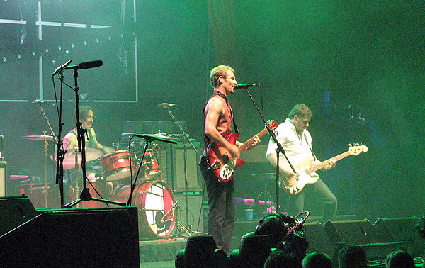 Silverchair performing on the Across the Great Divide Tour in September 2007.