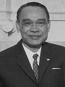 Sisowath Sirik Matak.jpg