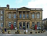 Skipton Town Hall (6924265127) .jpg