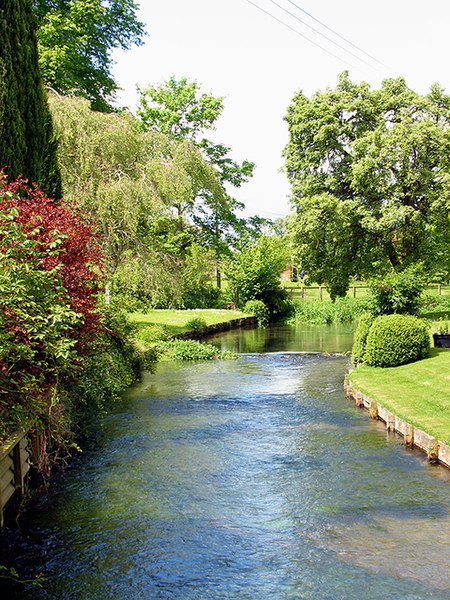 File:The Lambourn River - geograph.org.uk - 12191.jpg