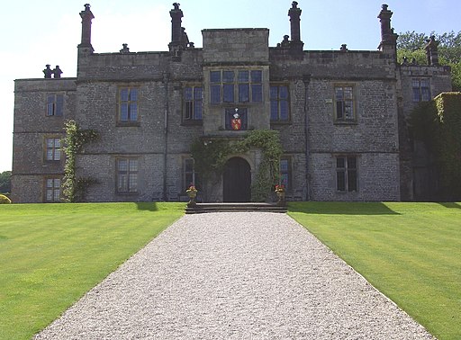 Tissington Hall - geograph.org.uk - 2542127