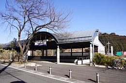 Entrée ouest de la gare Tobu-Takezawa 20120219.JPG