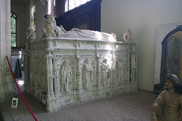 Tomb of Anne of York and her husband, Thomas Howard in the Church of St Michael the Archangel, Framlingham