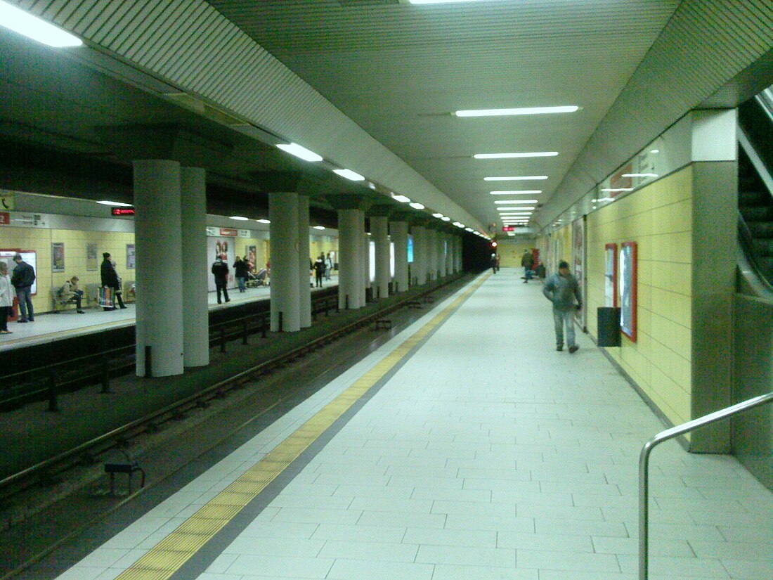 Friesenplatz station