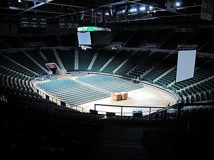 Колизеум приложение. Колизеум Арена. Кибер Арена Coliseum. Колизеум Арена, Челябинск. Колизеум Арена сцена.