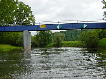 File:Unstrut_Bruecke_Weischuetz.jpg