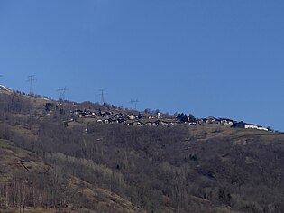 Village de Valezan vu de la vallée près d'Aime (hiver 2022).JPG