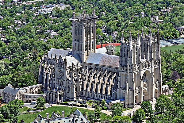 Washington National Cathedral Looking SE showing substantial use of flying buttresses.